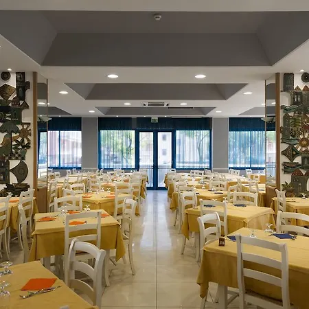 Miami Hotel 3*
