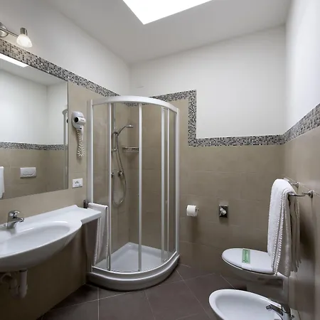 Miami リド・ディ・イエゾロ